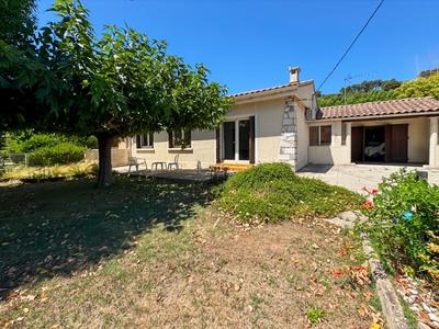 Maison - 80 m² - 4 pièces