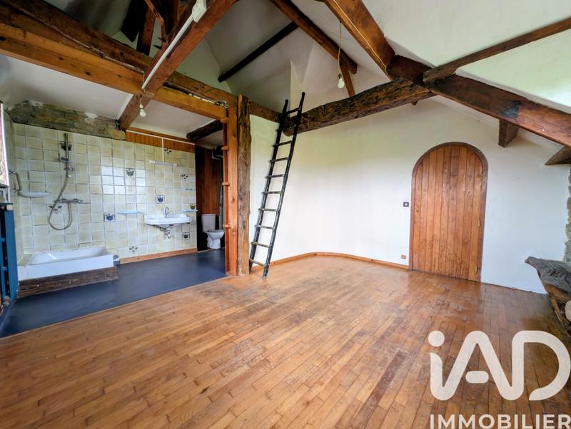 Maison - 270 m² - 8 pièces