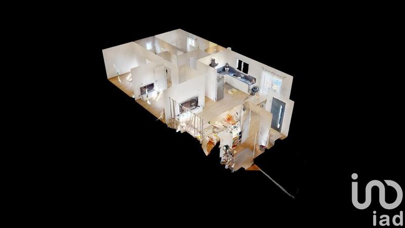 Maison - 95 m² - 5 pièces