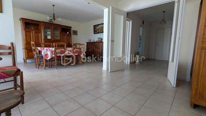 Appartement - 102 m² - 4 pièces