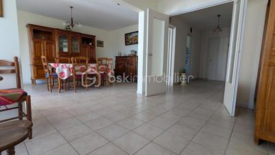 Appartement - 102 m² - 4 pièces