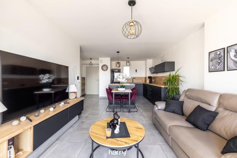 Appartement - 49 m² - 2 pièces