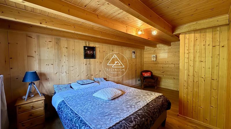 Châlet - 152 m² - 5 pièces