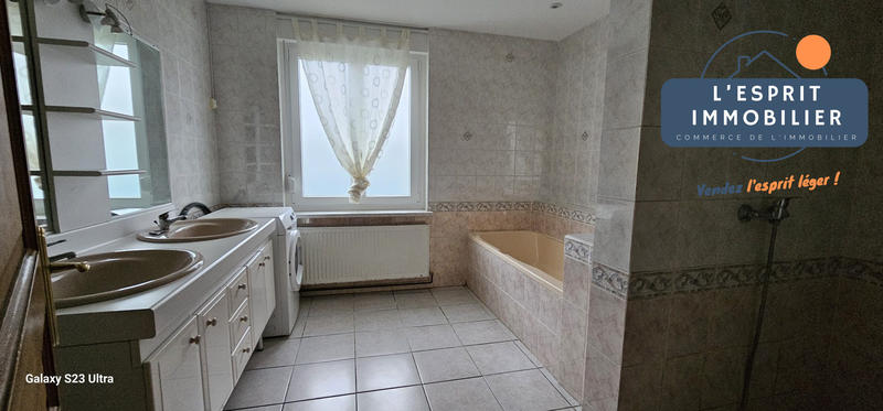 Maison - 170 m² - 5 pièces