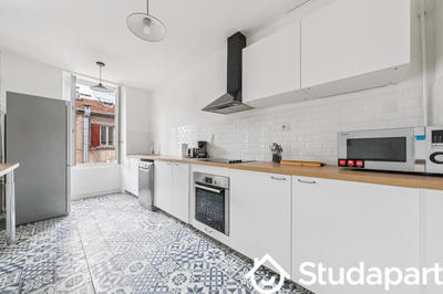 Chambre - 9 m² - 1 pièce