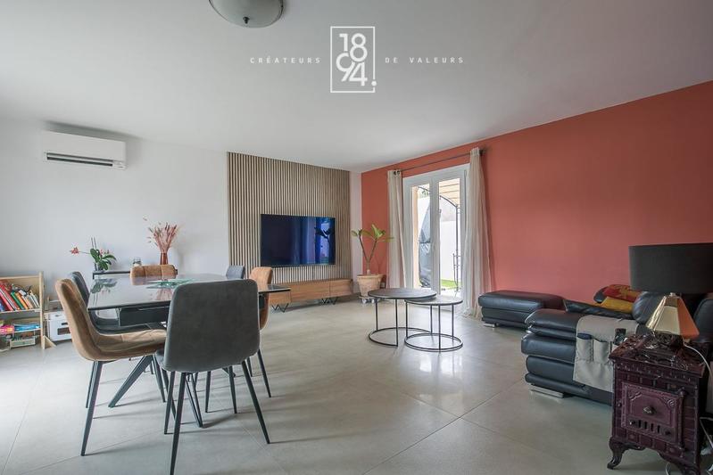 Maison - 111 m² - 4 pièces