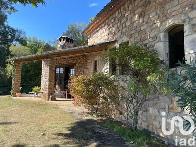 Maison - 193 m² - 7 pièces