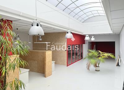 Appartement - 360 m² - 5 pièces