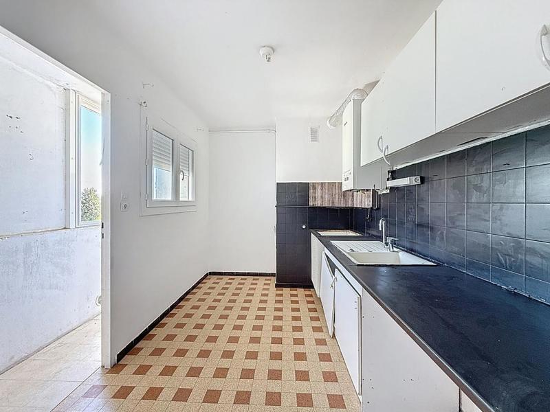 Appartement - 83 m² - 5 pièces