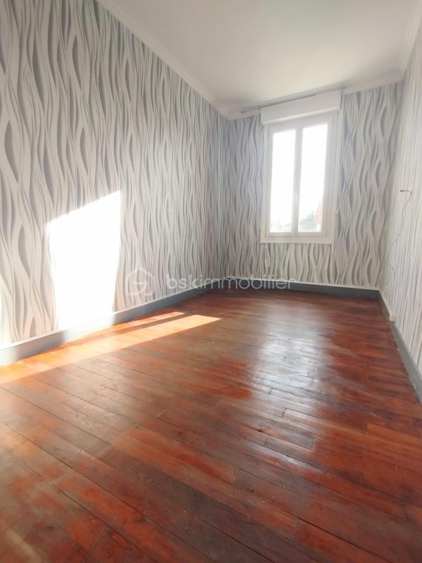 Pavillon - 180 m² - 9 pièces