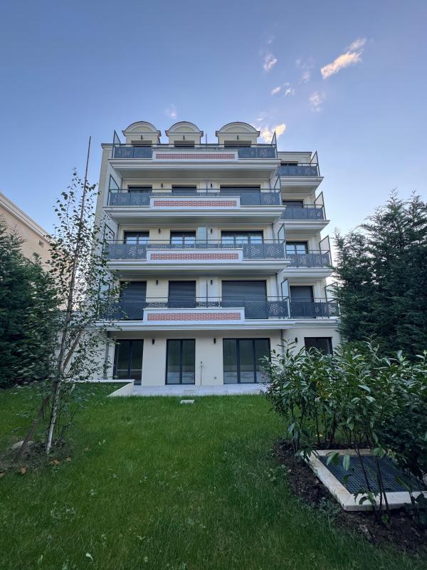 Appartement - 97 m² - 4 pièces