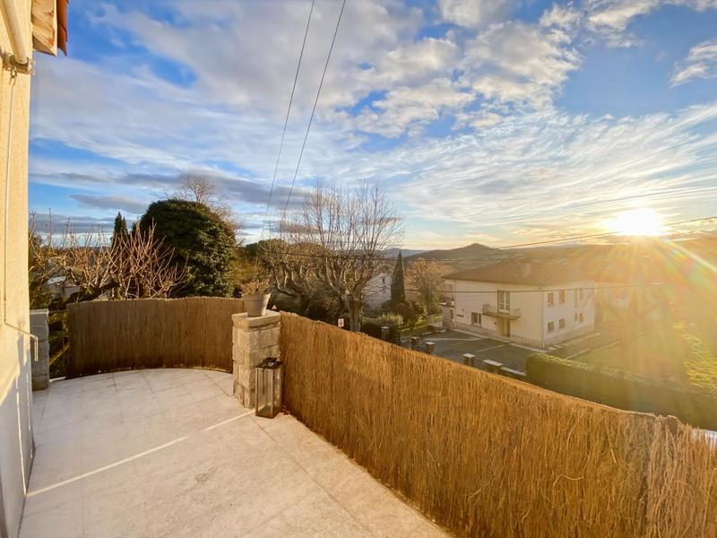 Maison - 92 m² - 4 pièces