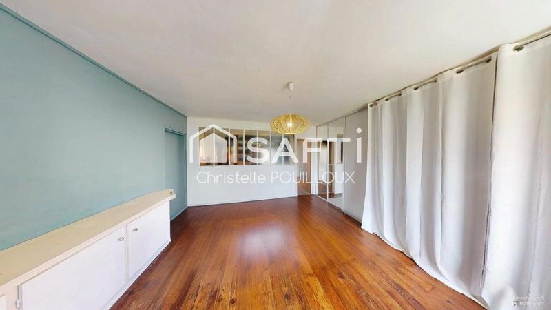 Maison - 260 m² - 8 pièces