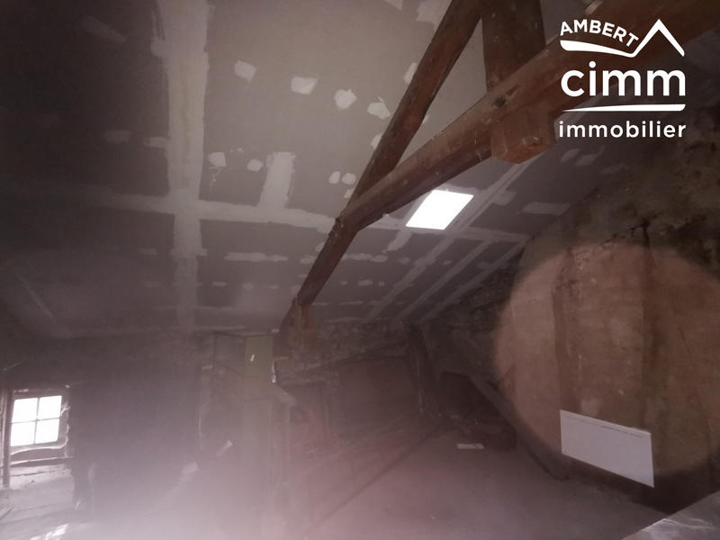 Maison - 220 m² - 8 pièces