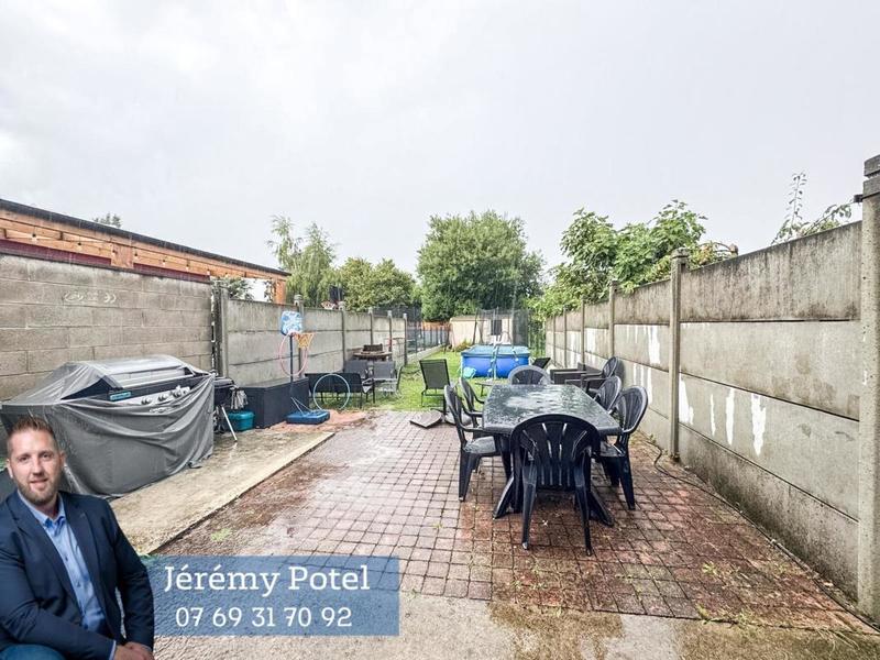 Maison - 110 m² - 5 pièces