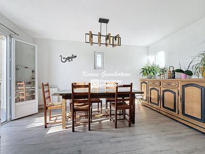 Maison - 110 m² - 6 pièces