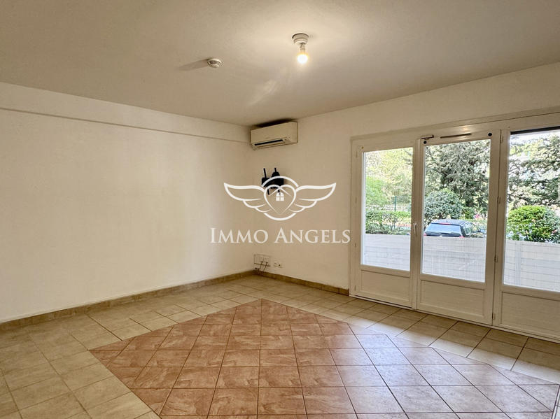 Appartement - 77 m² - 3 pièces