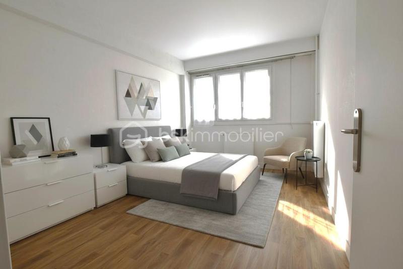 Appartement - 82 m² - 4 pièces