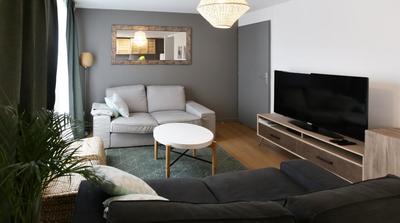 Appartement - 80 m² - 6 pièces