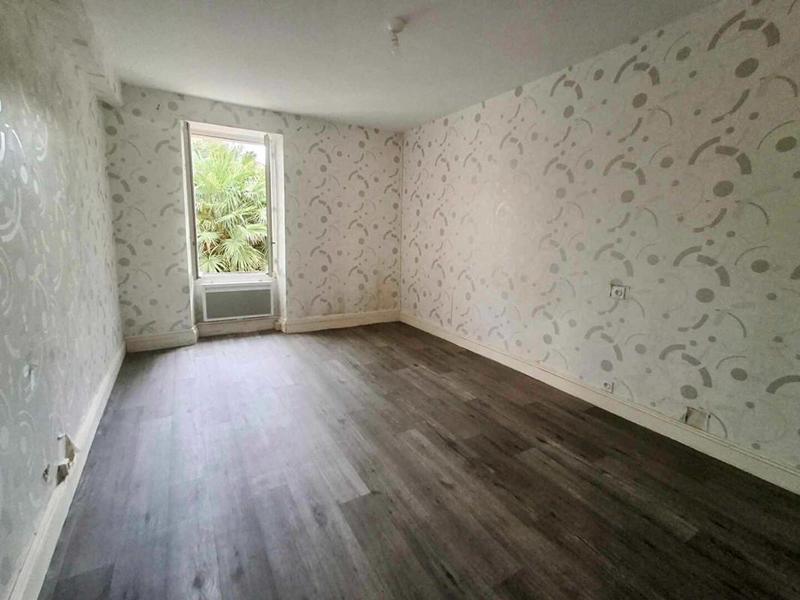 Maison - 191 m² - 7 pièces