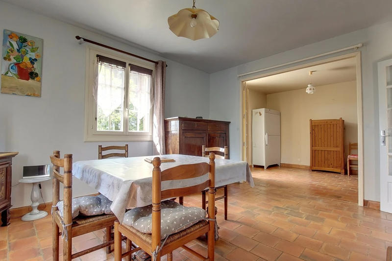 Maison - 140 m² - 6 pièces