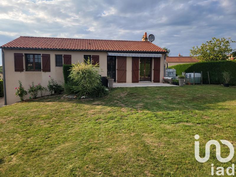 Maison - 90 m² - 5 pièces