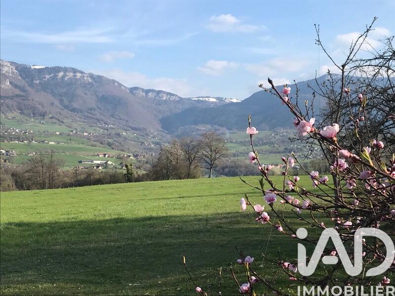 Maison - 200 m² - 9 pièces