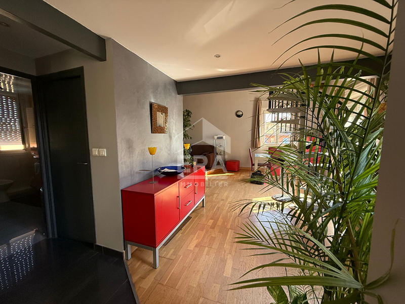 Appartement - 77 m² - 3 pièces