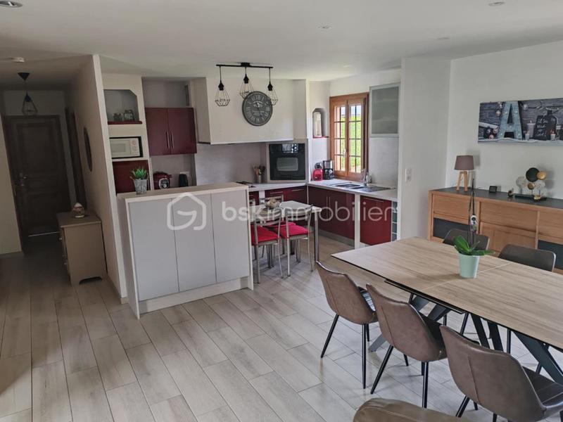 Pavillon - 94 m² - 5 pièces