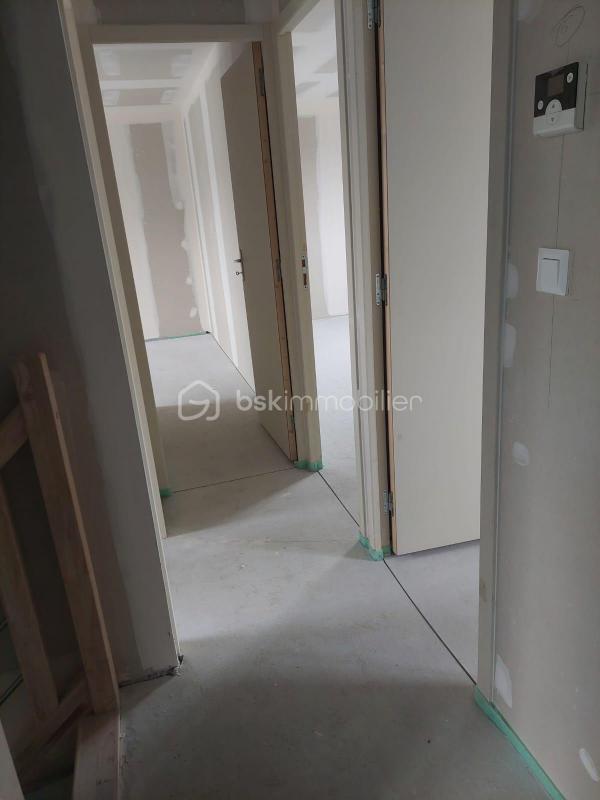 Maison traditionnelle - 123 m² - 6 pièces