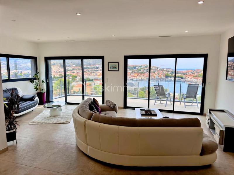 Villa - 228 m² - 4 pièces