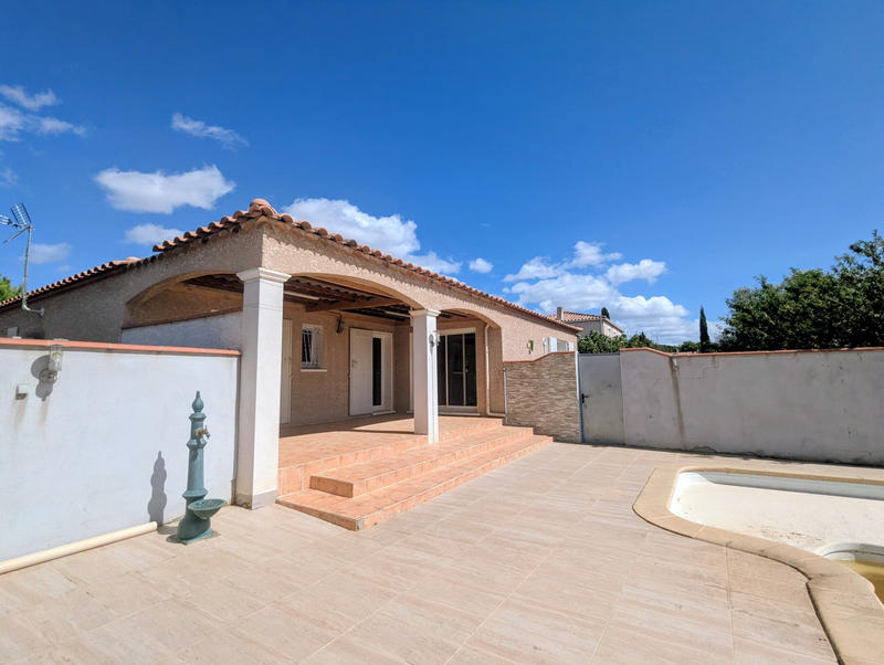 Villa - 100 m² - 5 pièces