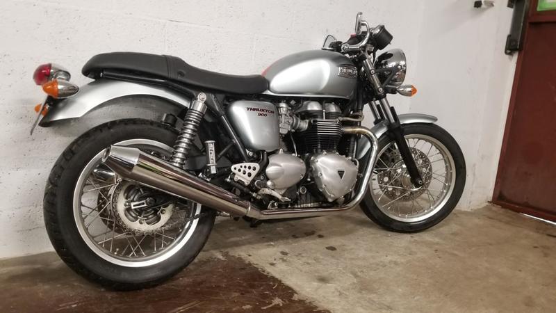 Triumph Thruxton 900 triumph gris 0900 540