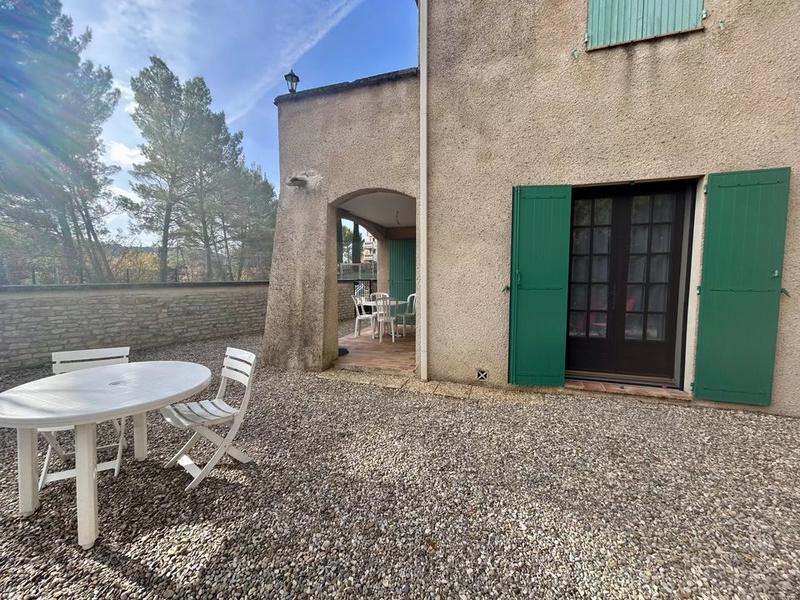 Appartement - 80 m² - 3 pièces