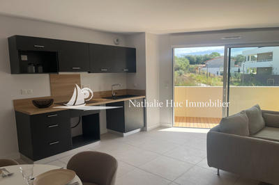 Appartement - 79 m² - 3 pièces