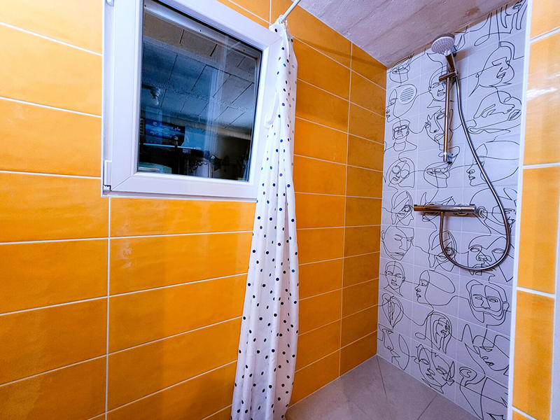 Maison - 180 m² - 7 pièces