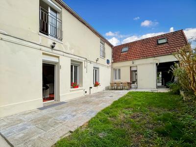 Maison - 142 m² - 6 pièces
