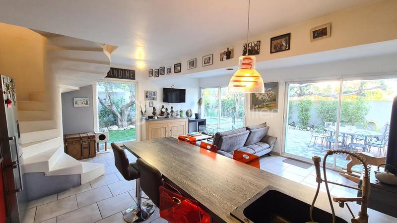 Maison de ville - 106 m² - 5 pièces