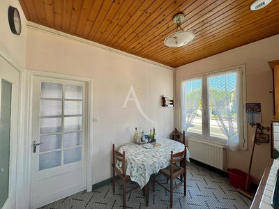 Maison - 96 m² - 5 pièces