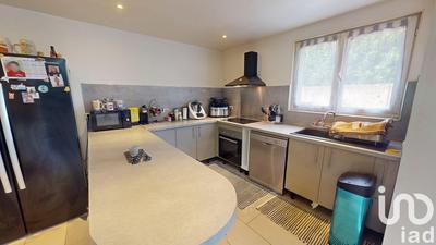 Maison - 180 m² - 6 pièces