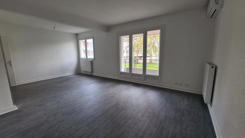 Appartement - 90 m² - 4 pièces