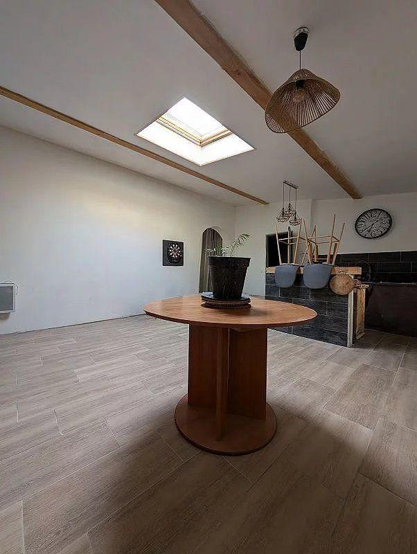 Appartement - 80 m² - 3 pièces