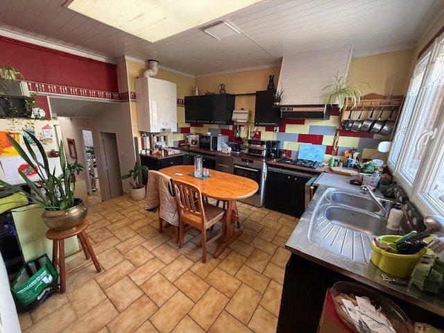 Maison - 104 m² - 5 pièces