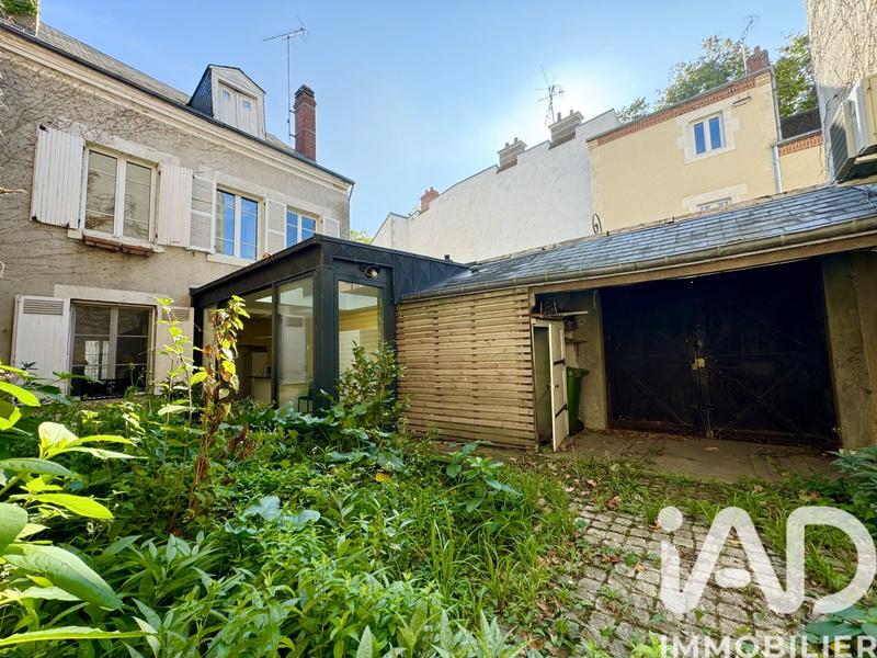 Maison - 180 m² - 7 pièces