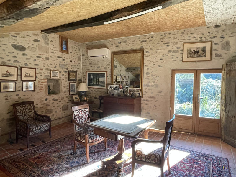 Maison - 231 m² - 6 pièces