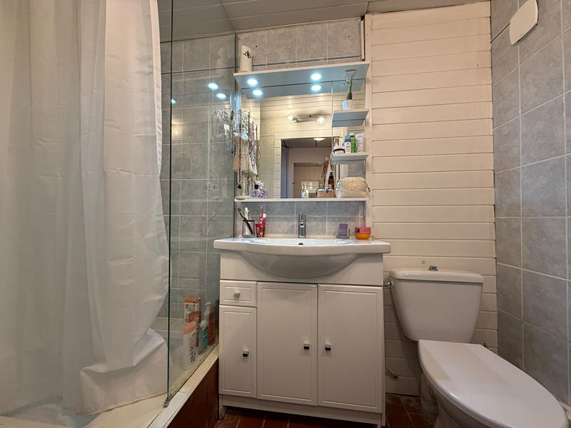 Maison - 177 m² - 12 pièces