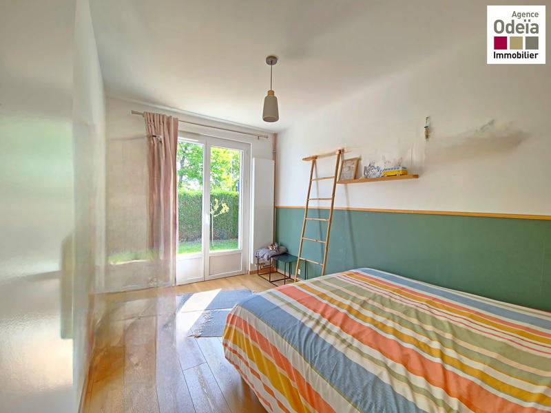 Maison - 99 m² - 5 pièces