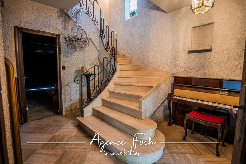 Maison - 153 m² - 7 pièces