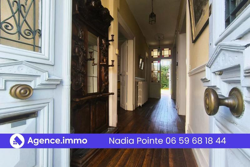 Maison - 174 m² - 7 pièces