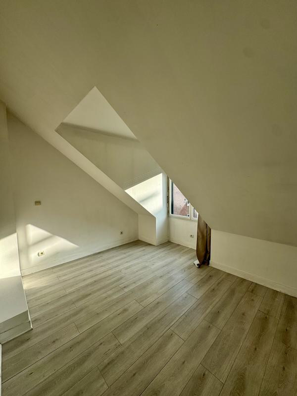 Appartement - 65 m² - 4 pièces